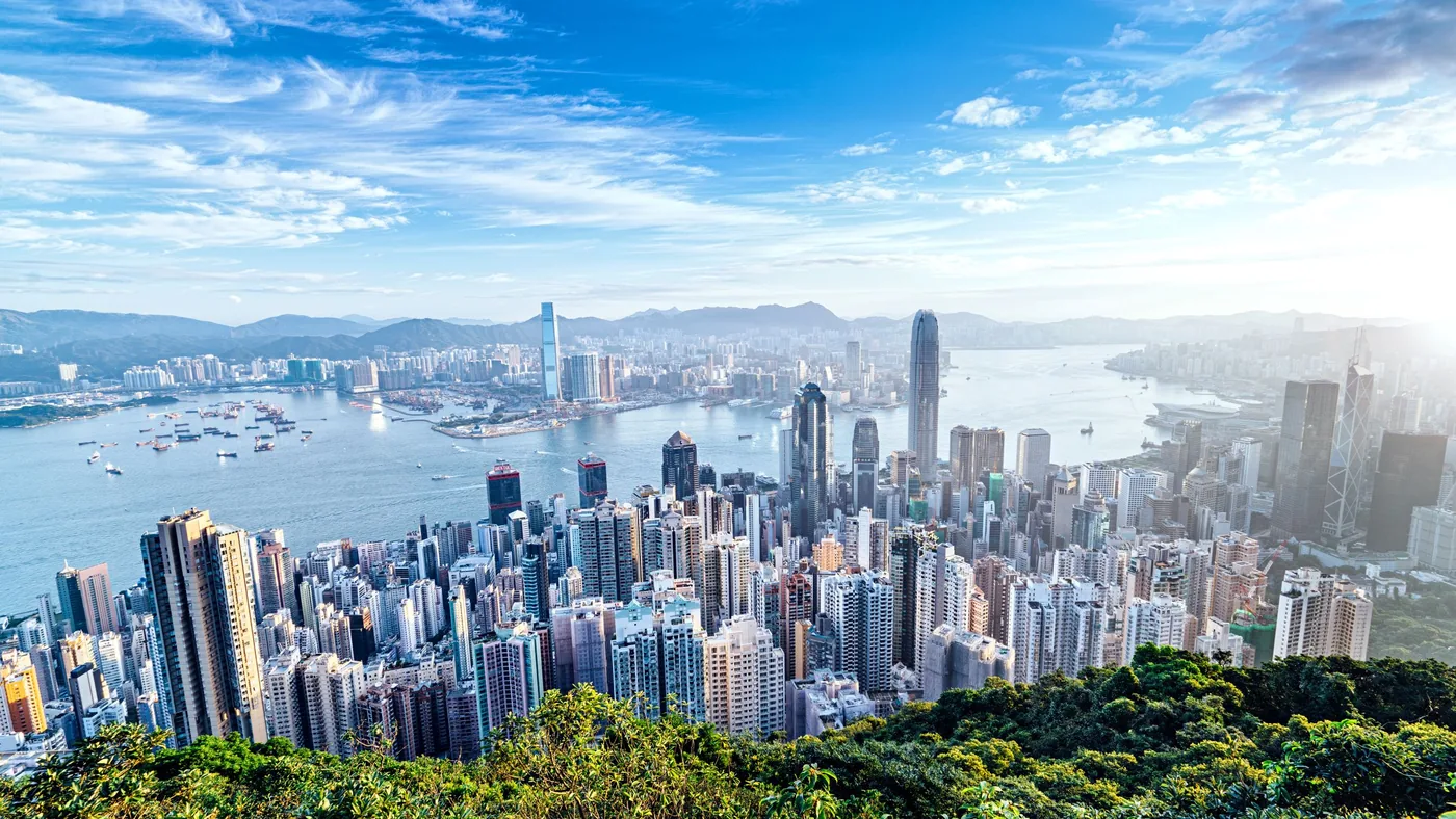 中国香港维多利亚港与港岛天际线